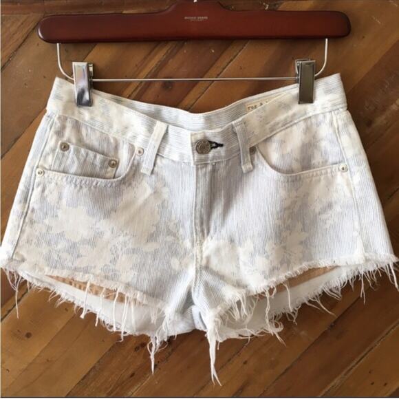 Rag & Bone Mila Kahuna Mini Jean Shorts - Picture 1 of 6